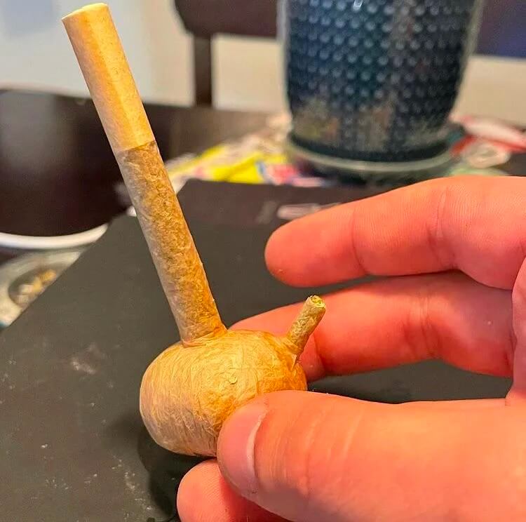 Spliff + Bong = Splong?