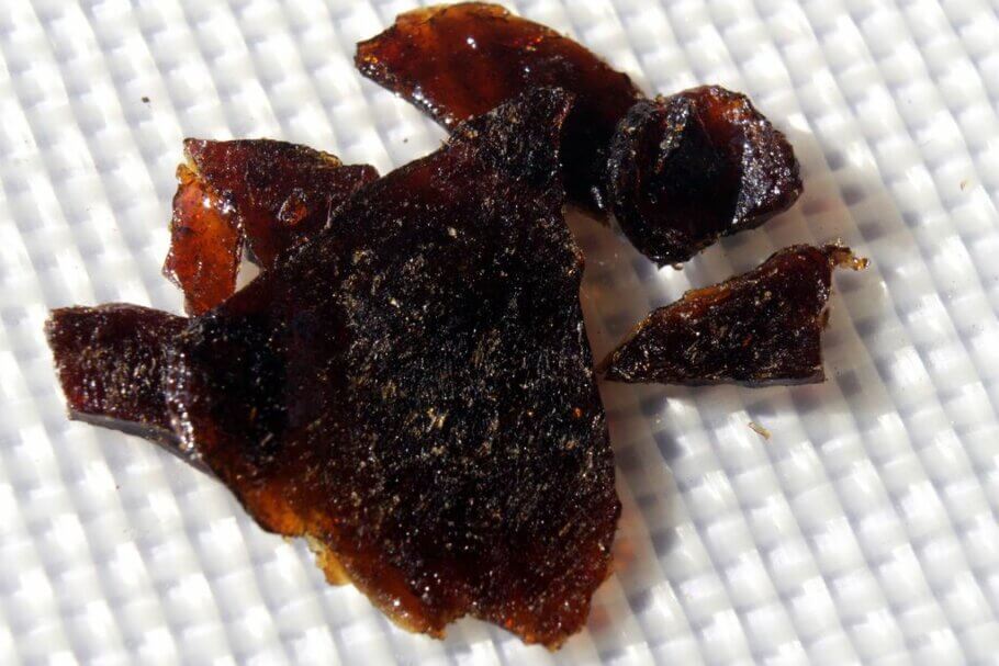 Cannabis alcohol extractions such as QWISO or QWET offer a high quality product if the steps are followed correctly